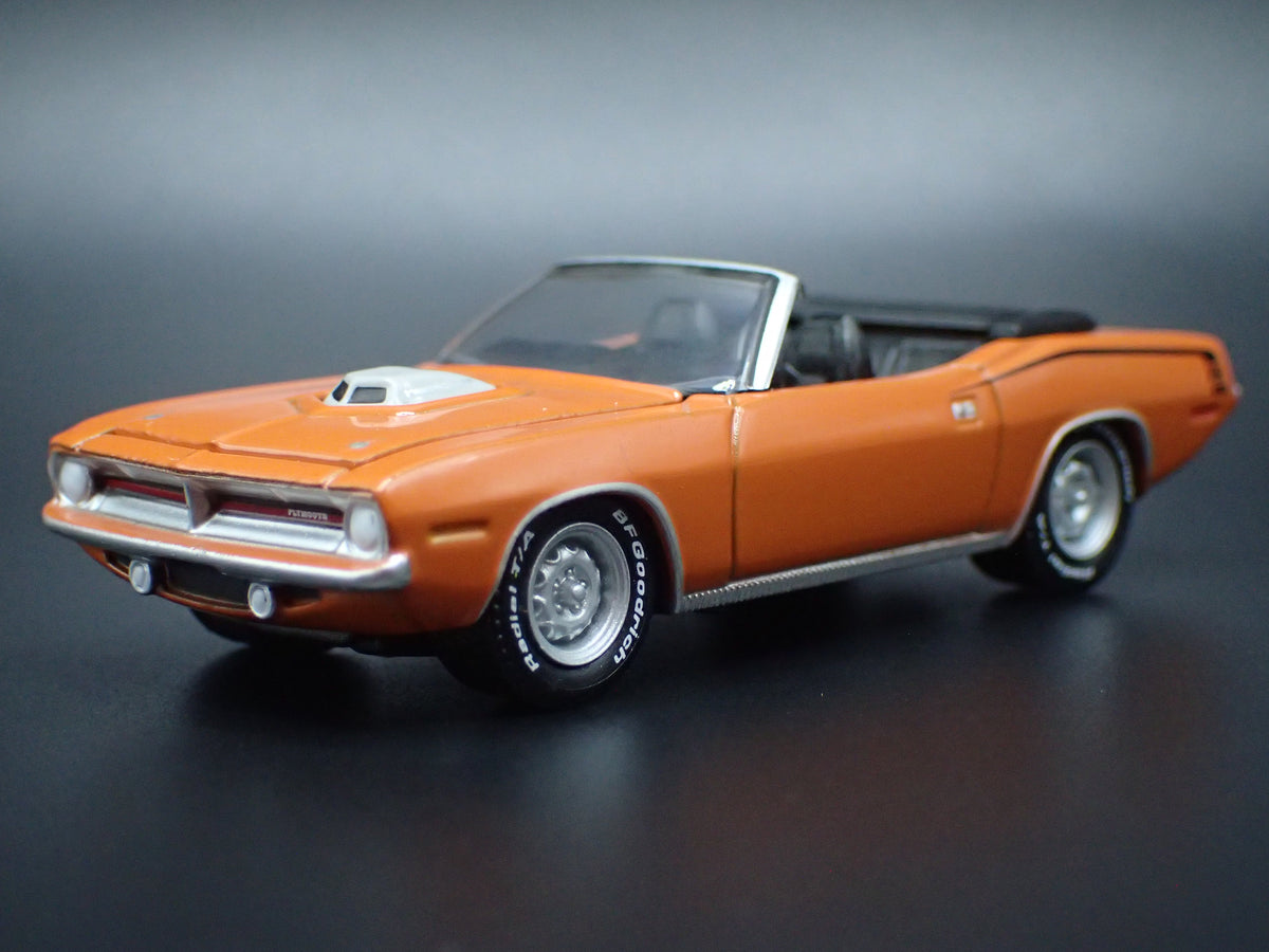 1970 PLYMOUTH HEMI CUDA CONVERTIBLE 1/64 SCALE COLLECTIBLE DIECAST MODEL CAR