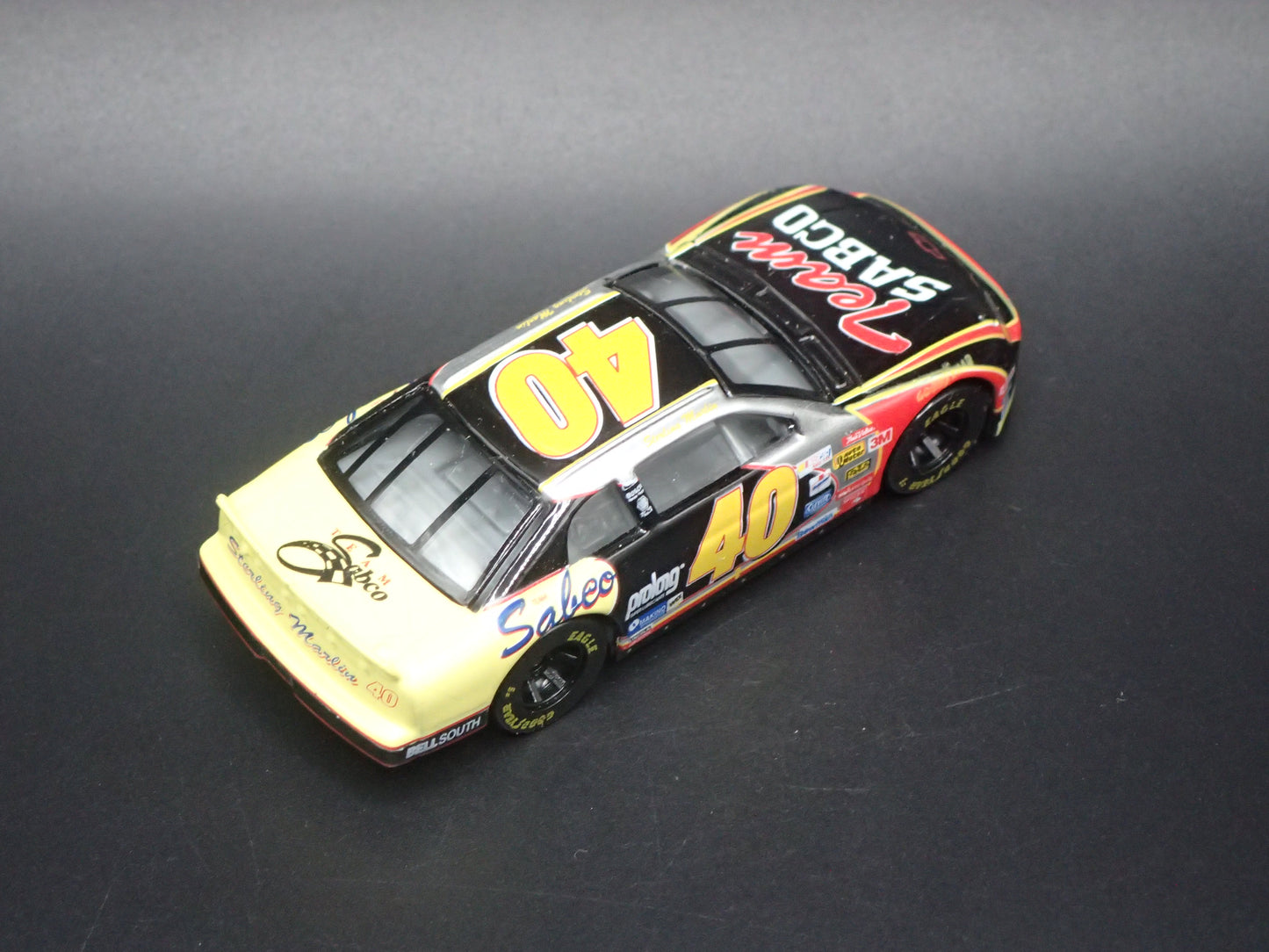 1999 CHEVY CHEVROLET MONTE CARLO 40 STERLING MARLIN NASCAR 1:64 SCALE DIECAST MODEL CAR