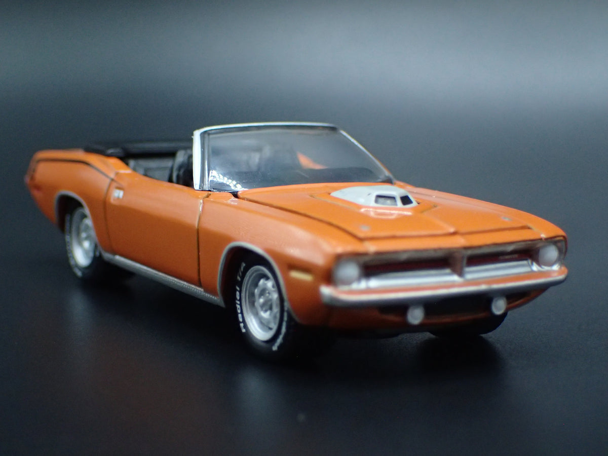 1970 PLYMOUTH HEMI CUDA CONVERTIBLE 1/64 SCALE COLLECTIBLE DIECAST MODEL CAR