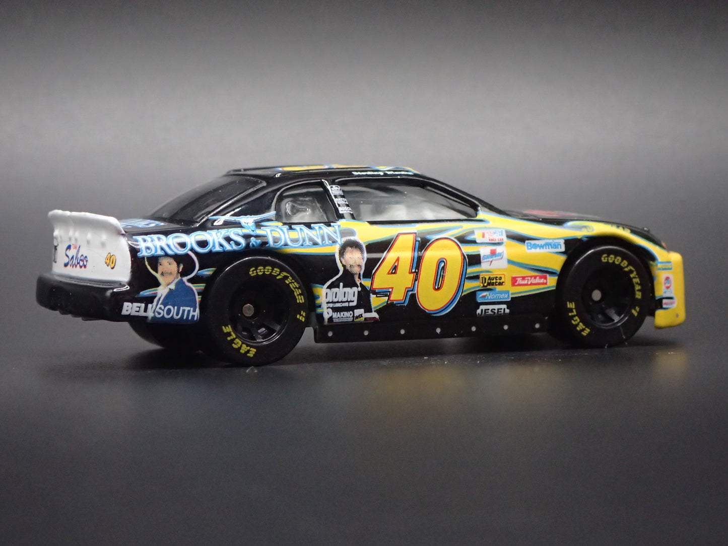 1999 CHEVY CHEVROLET MONTE CARLO 40 STERLING MARLIN NASCAR 1:64 SCALE DIECAST MODEL CAR