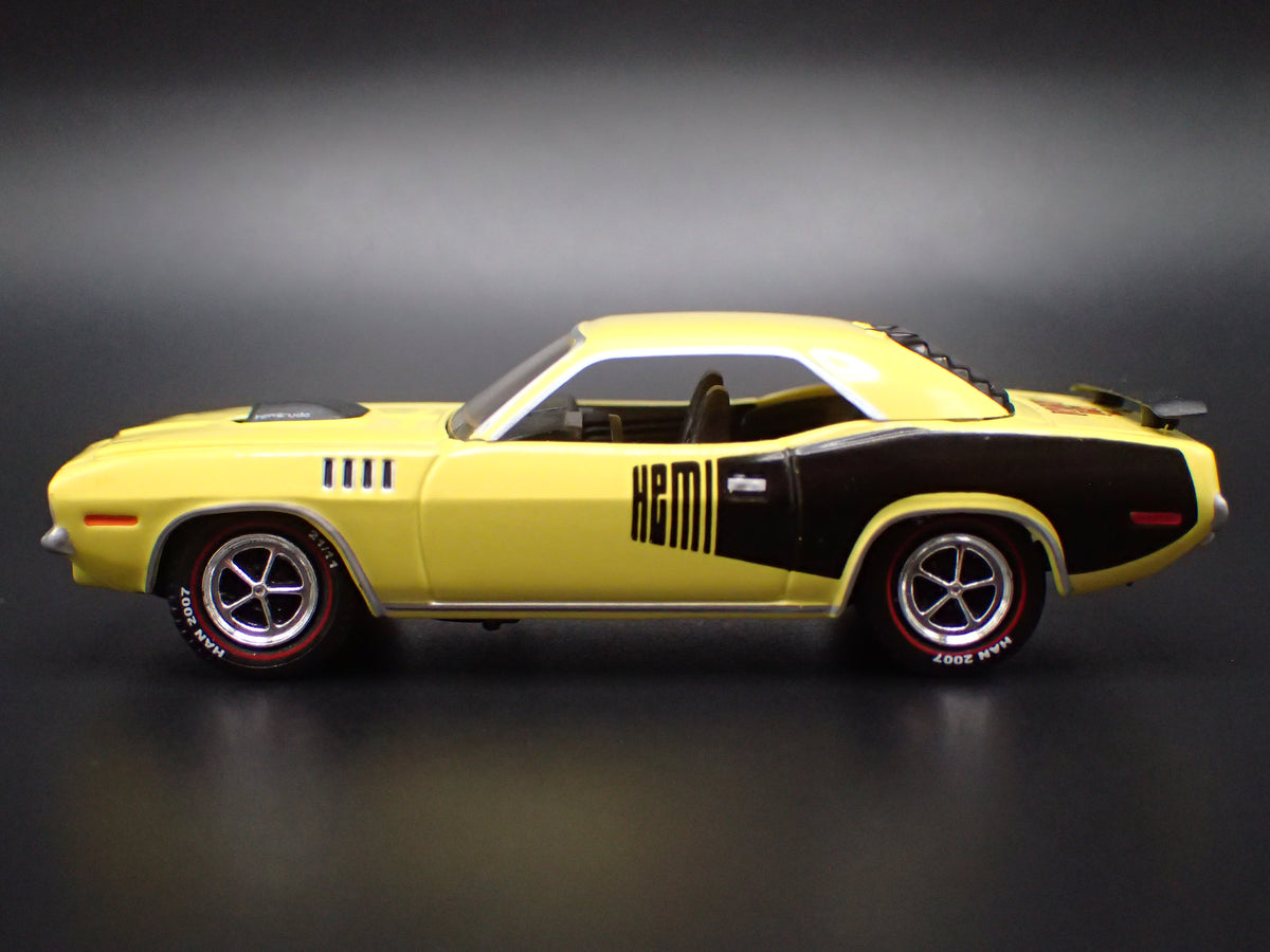 1971 71 PLYMOUTH HEMI CUDA HOT AUGUST NIGHTS 1:64 SCALE DIECAST MODEL CAR