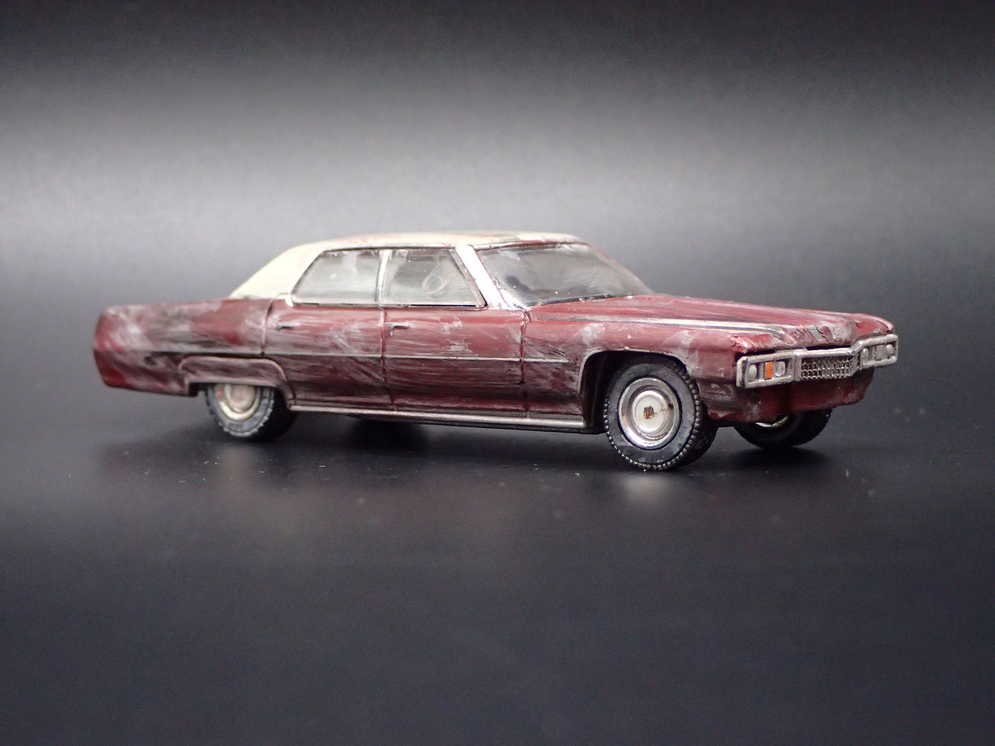 1973 73 CADILLAC CADDY SEDAN DEVILLE BARN FIND GM 1:64 SCALE DIECAST MODEL CAR