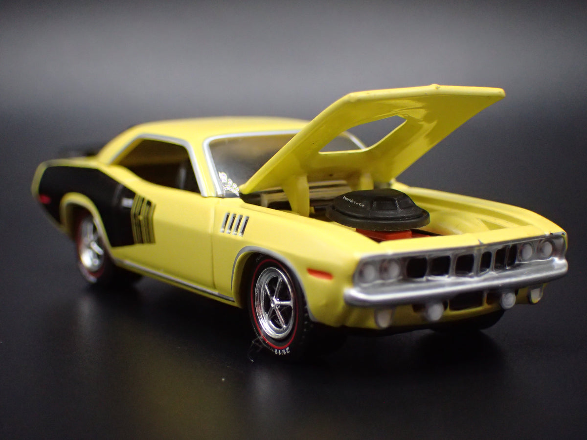 1971 71 PLYMOUTH HEMI CUDA HOT AUGUST NIGHTS 1:64 SCALE DIECAST MODEL CAR