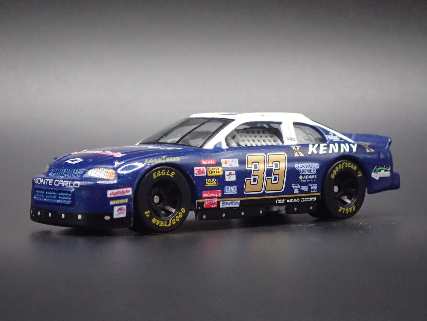 1999 CHEVY CHEVROLET MONTE CARLO 33 KEN SCHRADER NASCAR 1:64 SCALE DIECAST MODEL CAR