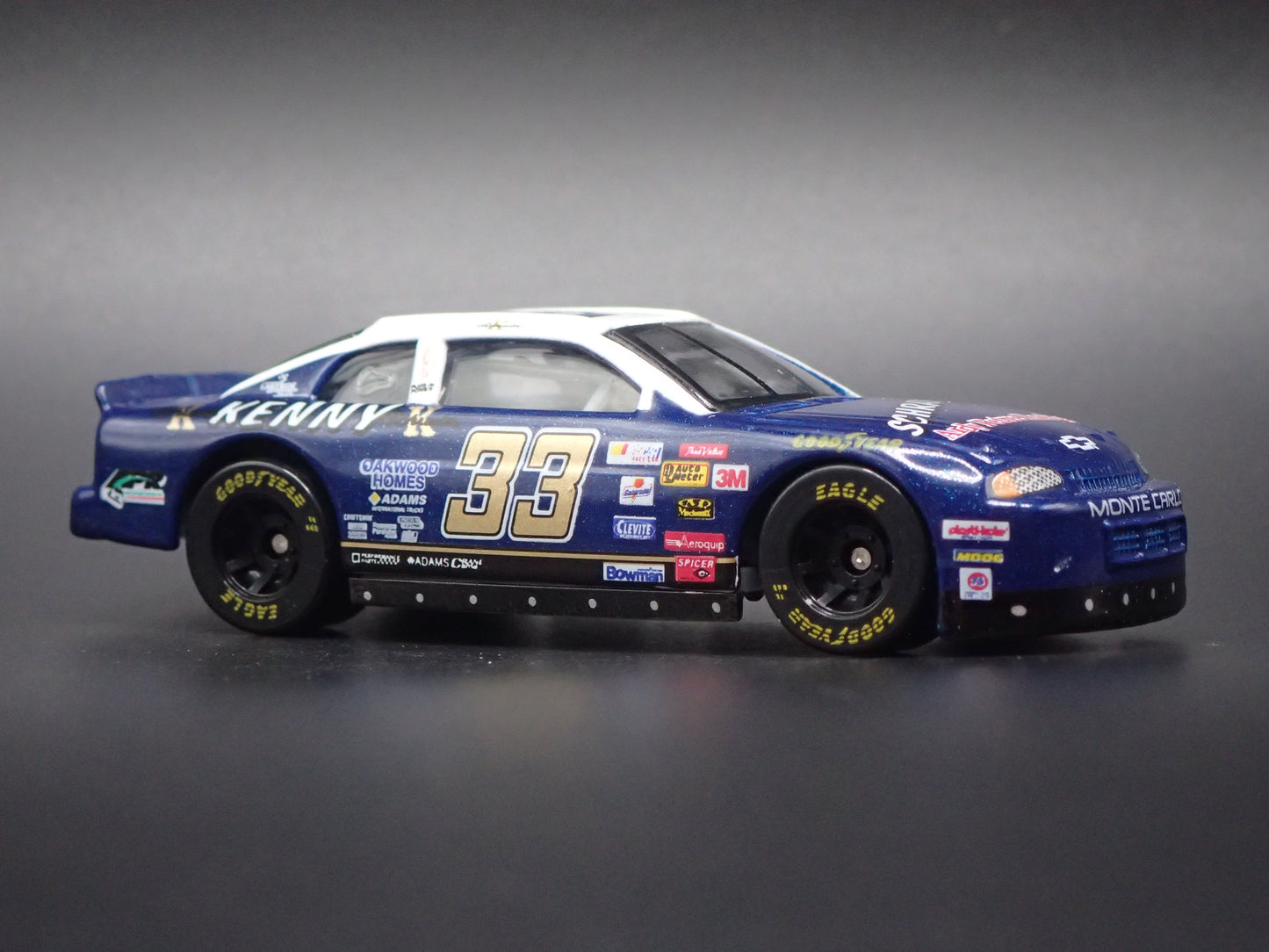 1999 CHEVY CHEVROLET MONTE CARLO 33 KEN SCHRADER NASCAR 1:64 SCALE DIECAST MODEL CAR