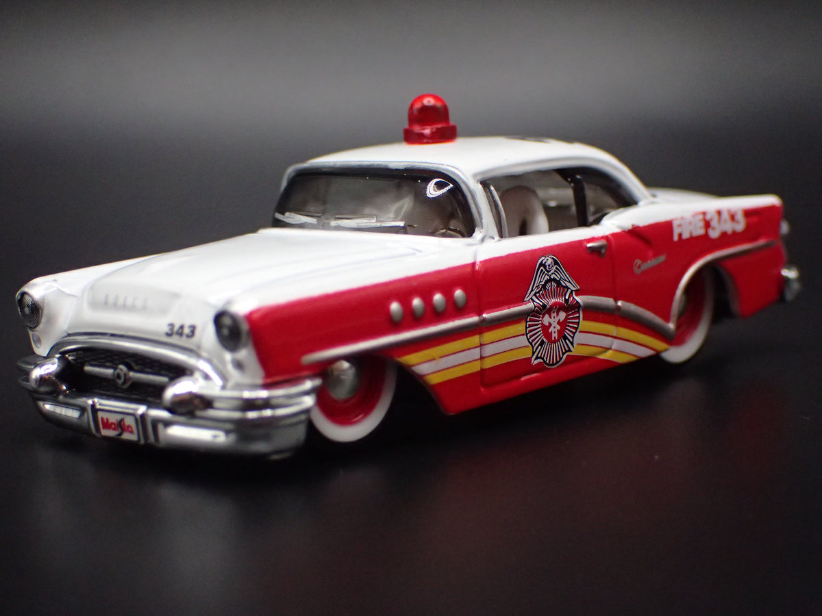 1955 55 BUICK CENTURY FIRE DEPARTMENT 1:64 SCALE DIORAMA DIECAST MODEL CAR-Burning Rubber Toy Company