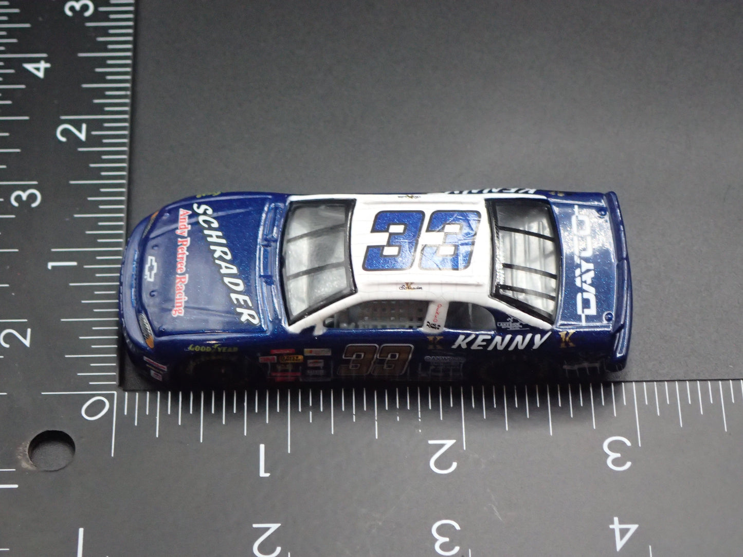 1999 CHEVY CHEVROLET MONTE CARLO 33 KEN SCHRADER NASCAR 1:64 SCALE DIECAST MODEL CAR