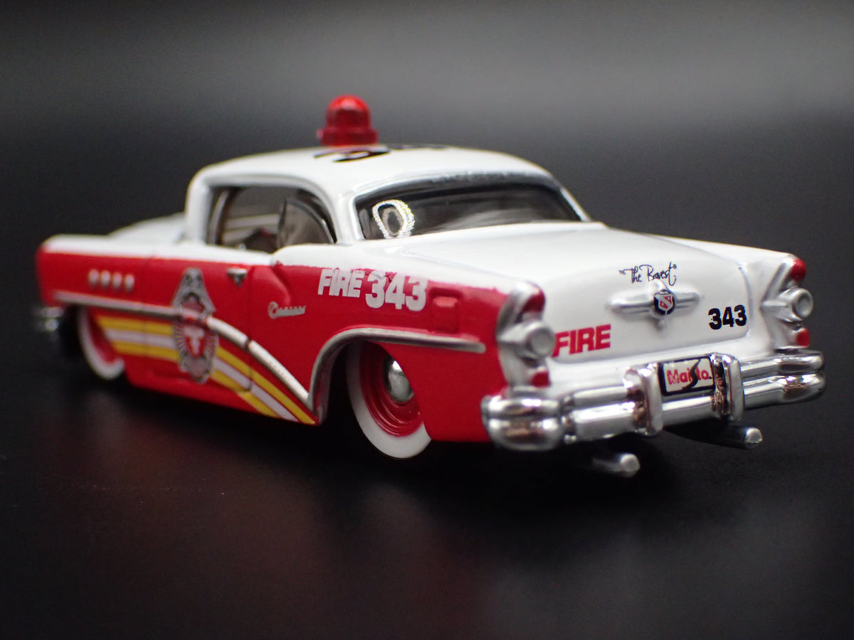 1955 55 BUICK CENTURY FIRE DEPARTMENT 1:64 SCALE DIORAMA DIECAST MODEL CAR