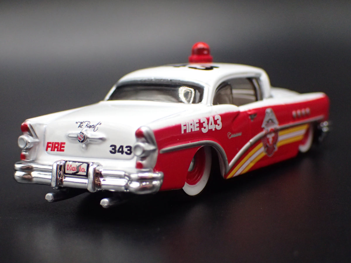 1955 55 BUICK CENTURY FIRE DEPARTMENT 1:64 SCALE DIORAMA DIECAST MODEL CAR