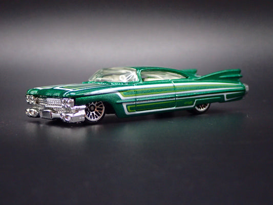 1959 59 CADILLAC CADDY GREEN 1/64 SCALE DIORAMA DIECAST MODEL CAR