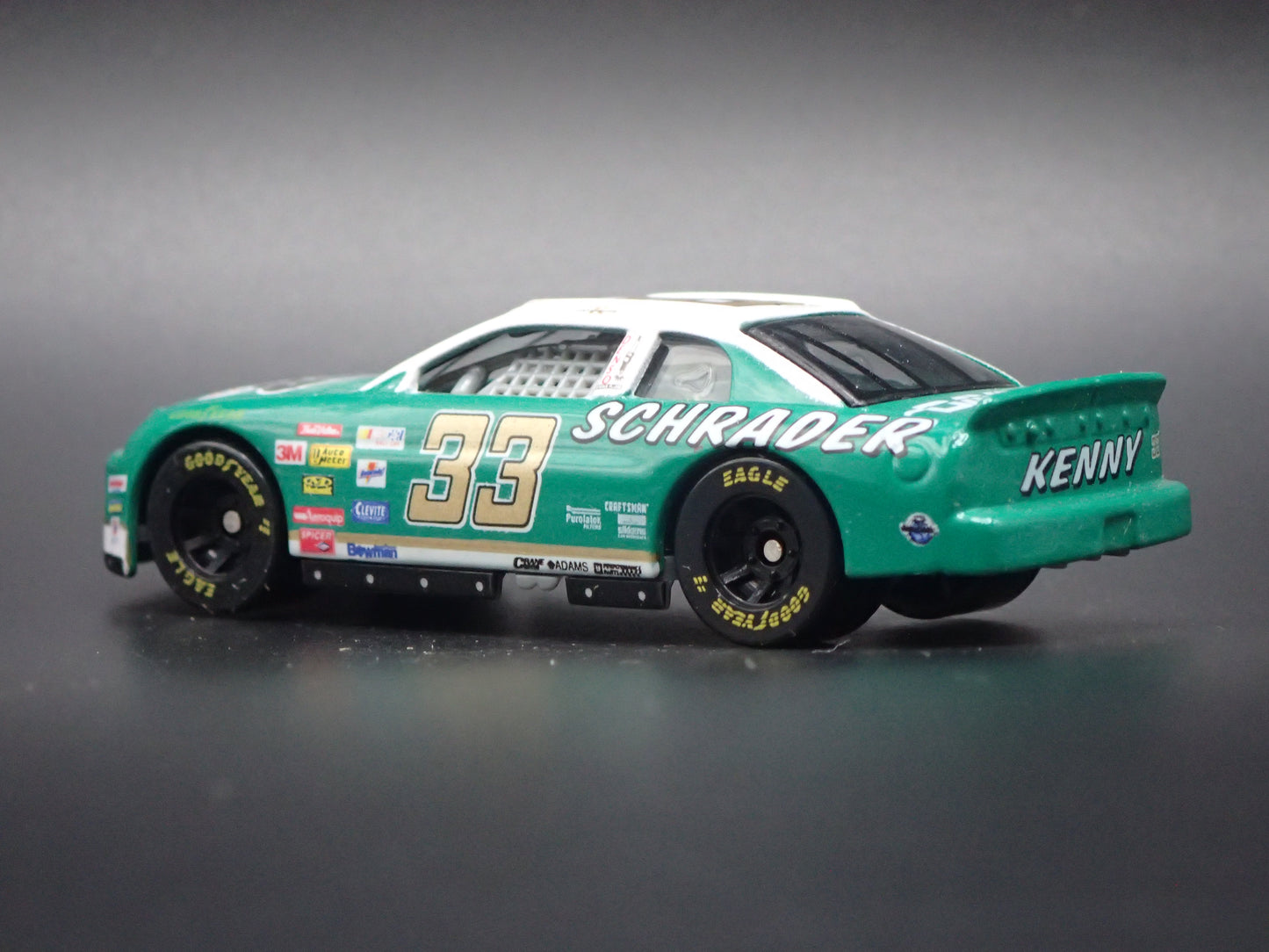 1999 CHEVY CHEVROLET MONTE CARLO 33 KEN SCHRADER NASCAR 1:64 SCALE DIECAST MODEL CAR