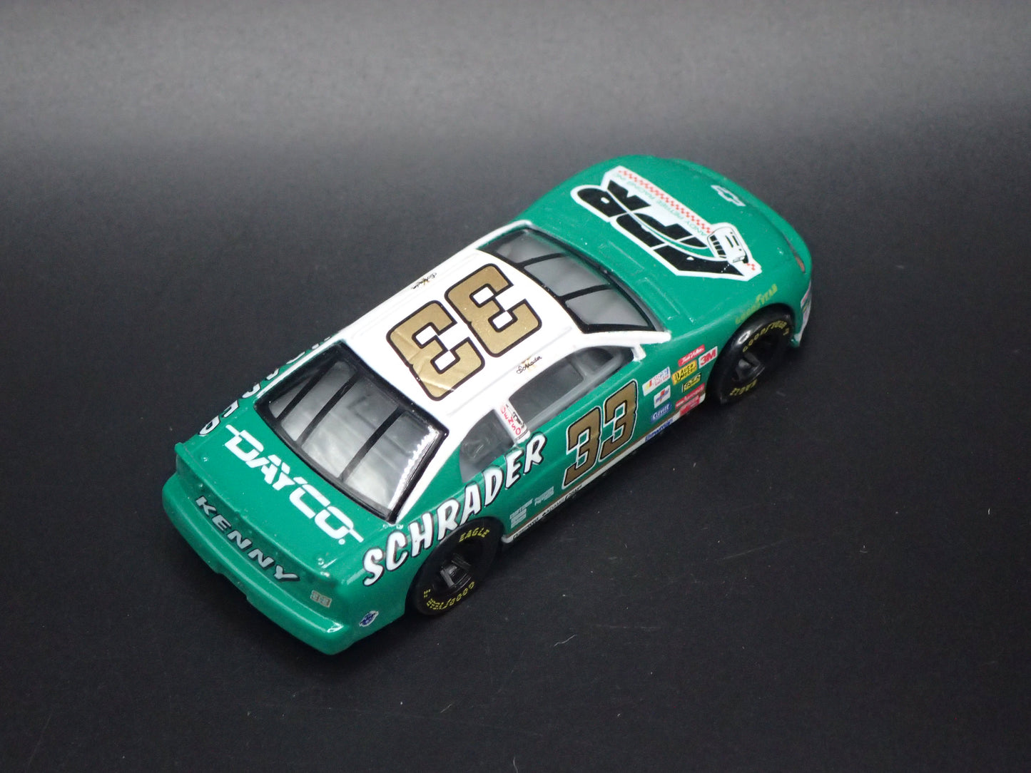 1999 CHEVY CHEVROLET MONTE CARLO 33 KEN SCHRADER NASCAR 1:64 SCALE DIECAST MODEL CAR