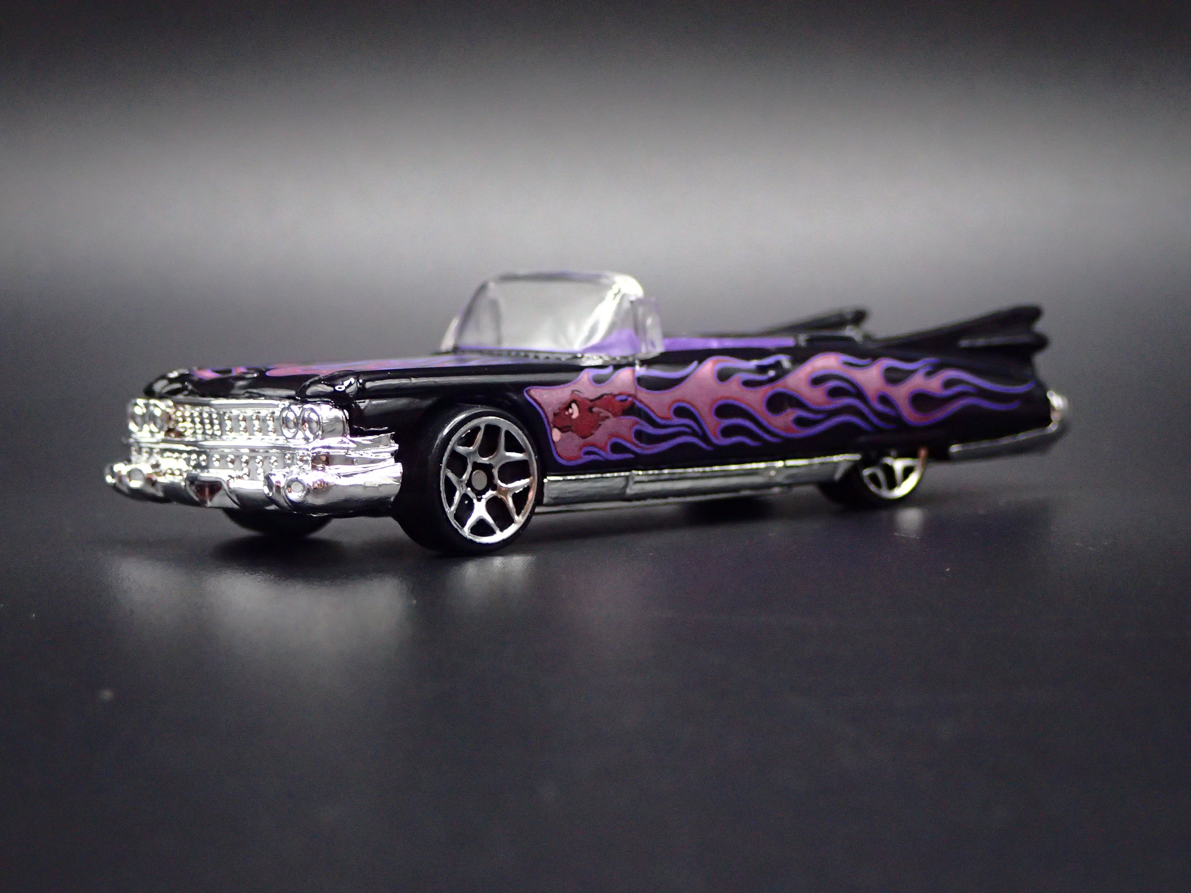 1959 59 CADILLAC CADDY CONVERTIBLE BLACK 1/64 SCALE DIORAMA