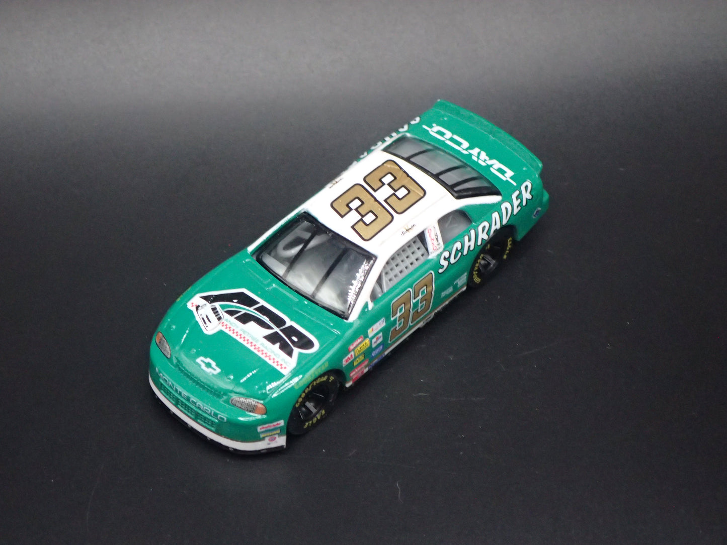 1999 CHEVY CHEVROLET MONTE CARLO 33 KEN SCHRADER NASCAR 1:64 SCALE DIECAST MODEL CAR