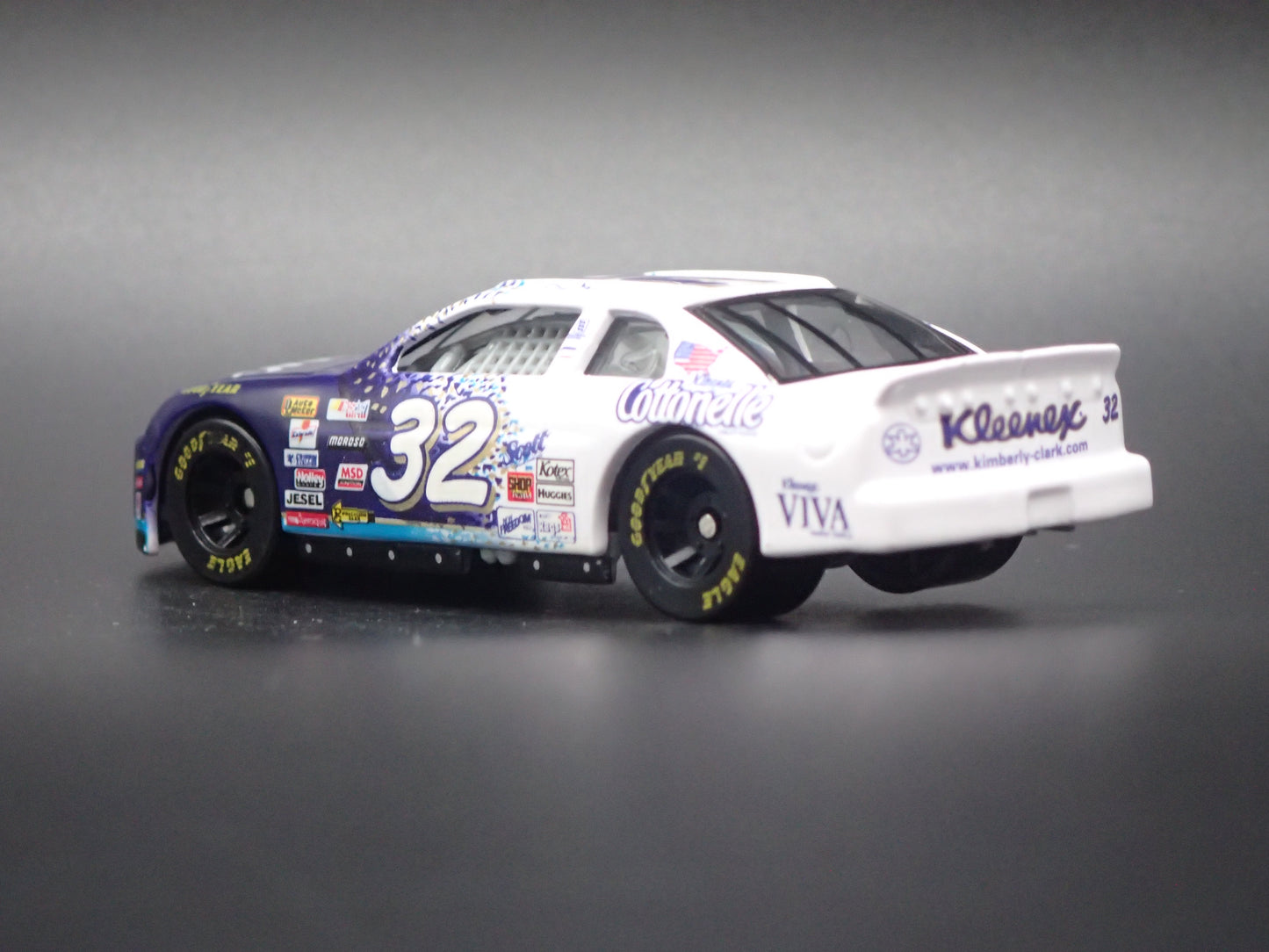 1999 CHEVY CHEVROLET MONTE CARLO 32 JEFF GREEN NASCAR 1:64 SCALE DIECAST MODEL CAR