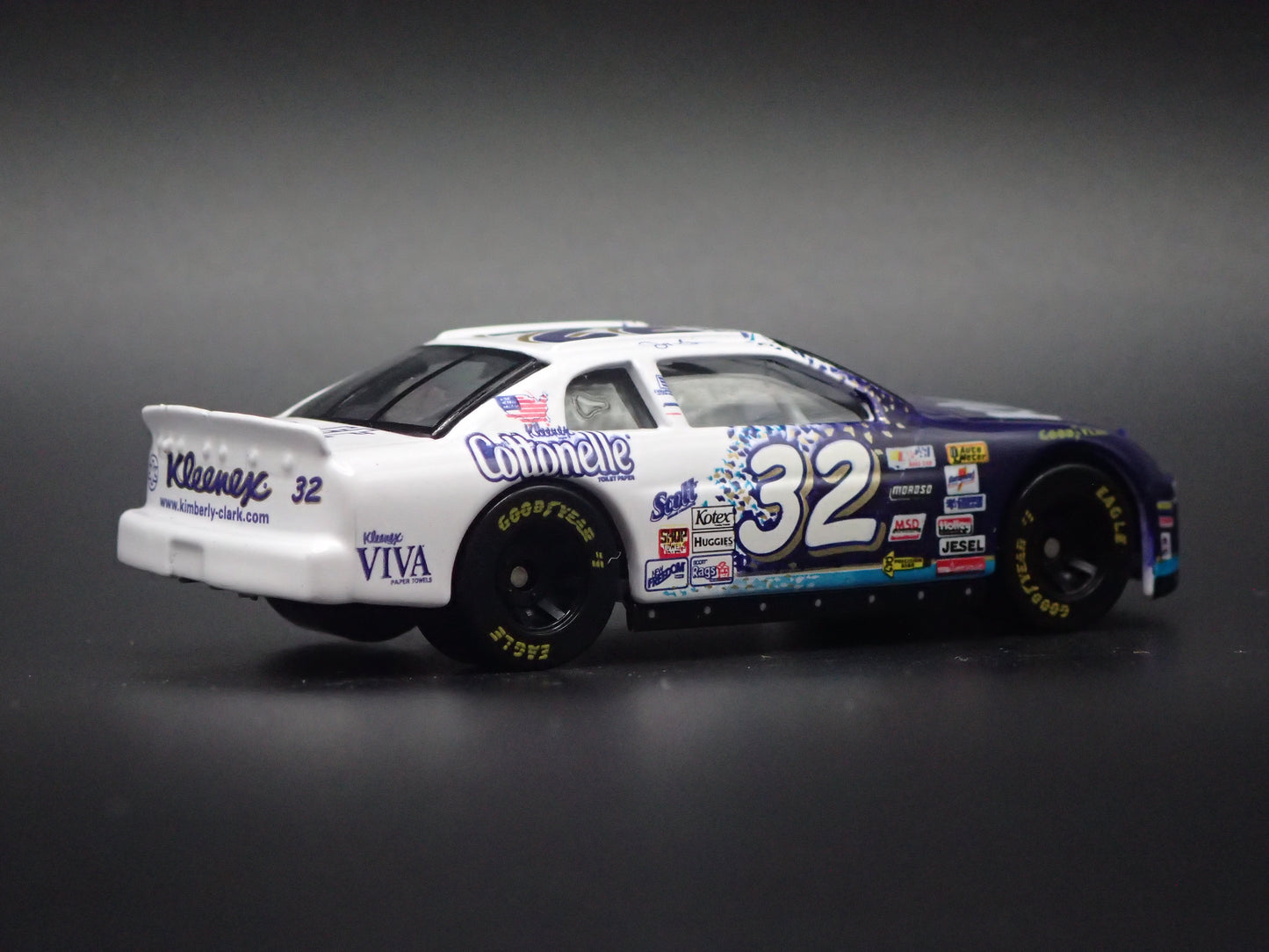 1999 CHEVY CHEVROLET MONTE CARLO 32 JEFF GREEN NASCAR 1:64 SCALE DIECAST MODEL CAR