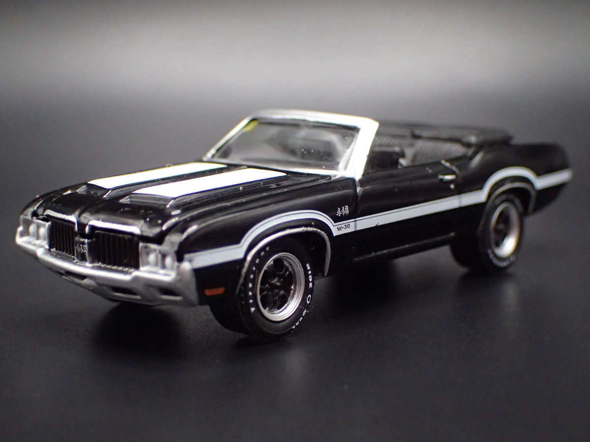 1970 70 OLDS OLDSMOBILE W30 CONVERTIBLE BLACK 1:64 SCALE DIECAST MODEL CAR
