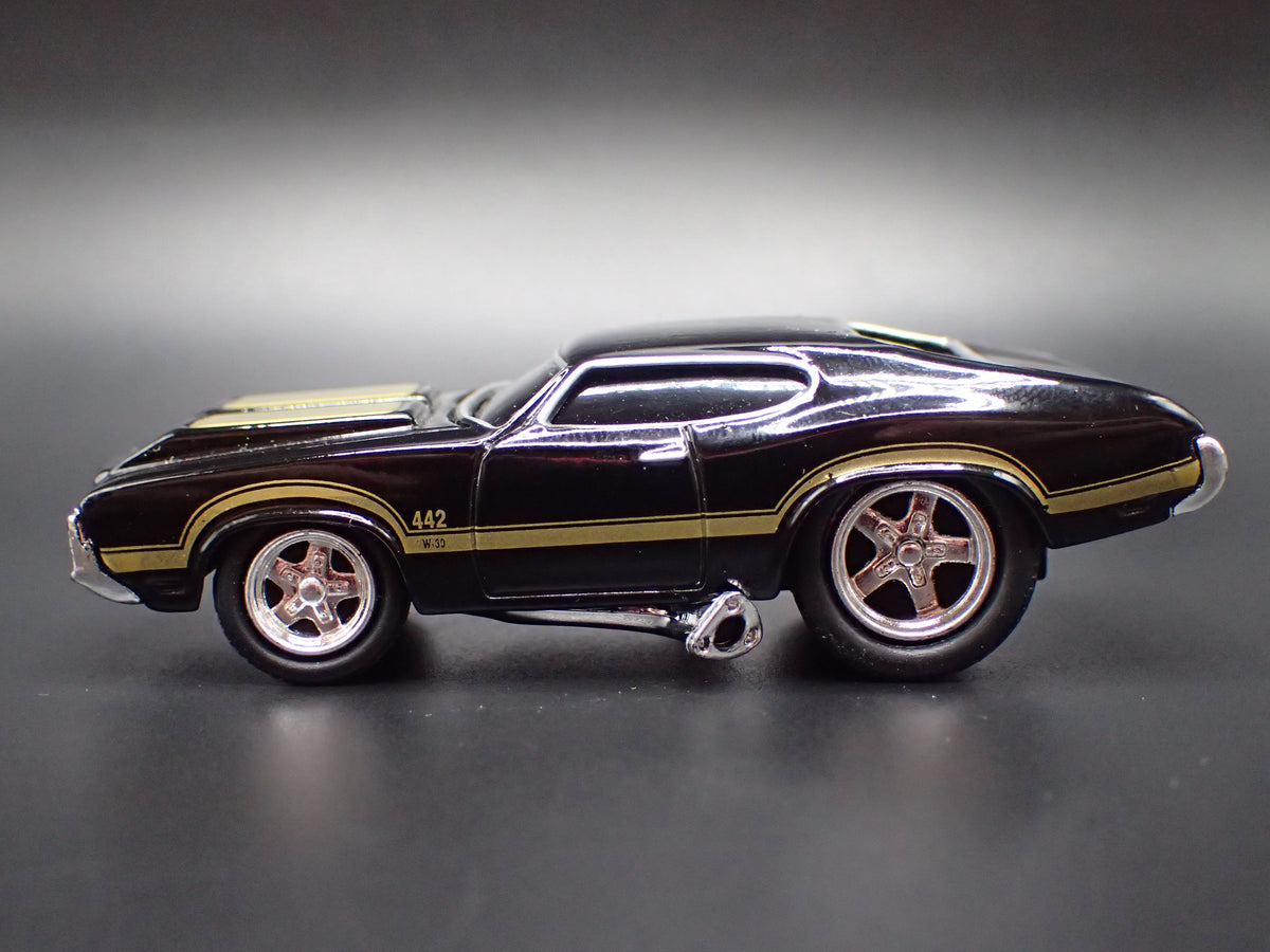 1970 70 OLDS OLDSMOBILE 442 BLACK 1/64 SCALE COLLECTIBLE DIECAST MODEL CAR