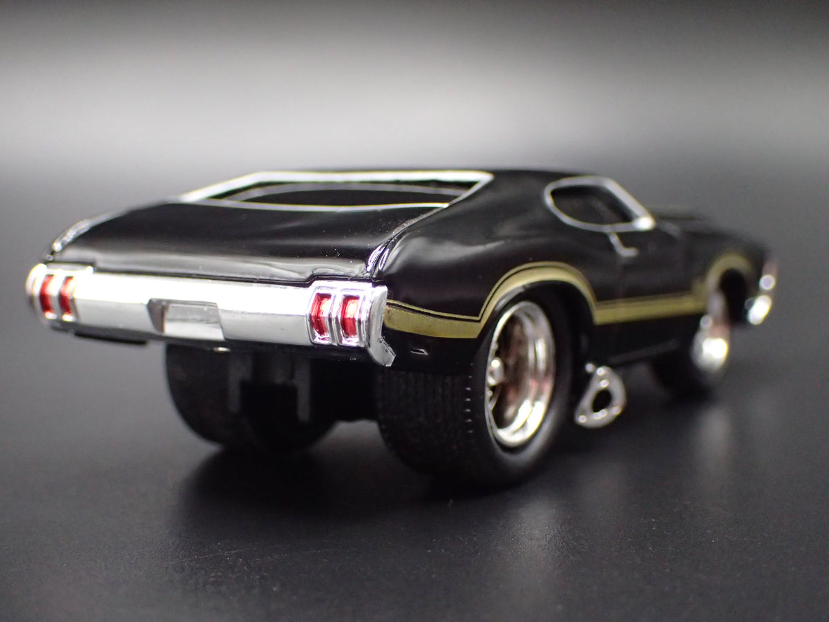 1970 70 OLDS OLDSMOBILE 442 BLACK 1/64 SCALE COLLECTIBLE DIECAST MODEL CAR
