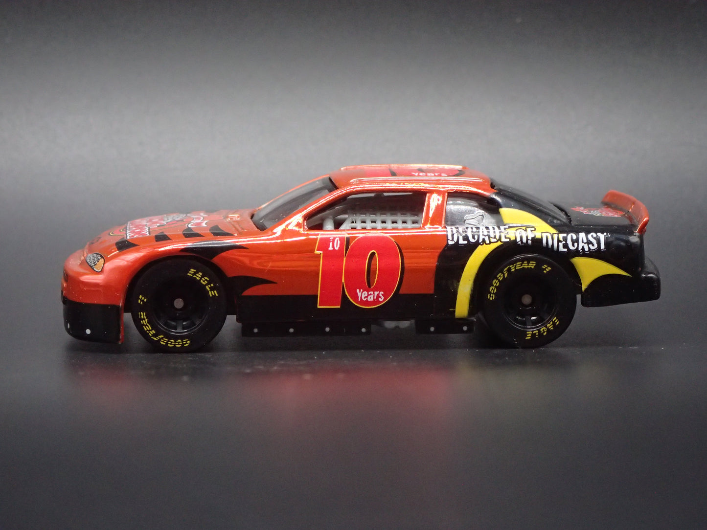 1999 CHEVY CHEVROLET MONTE CARLO 10TH ANV CHROME NASCAR 1:64 SCALE DIECAST CAR