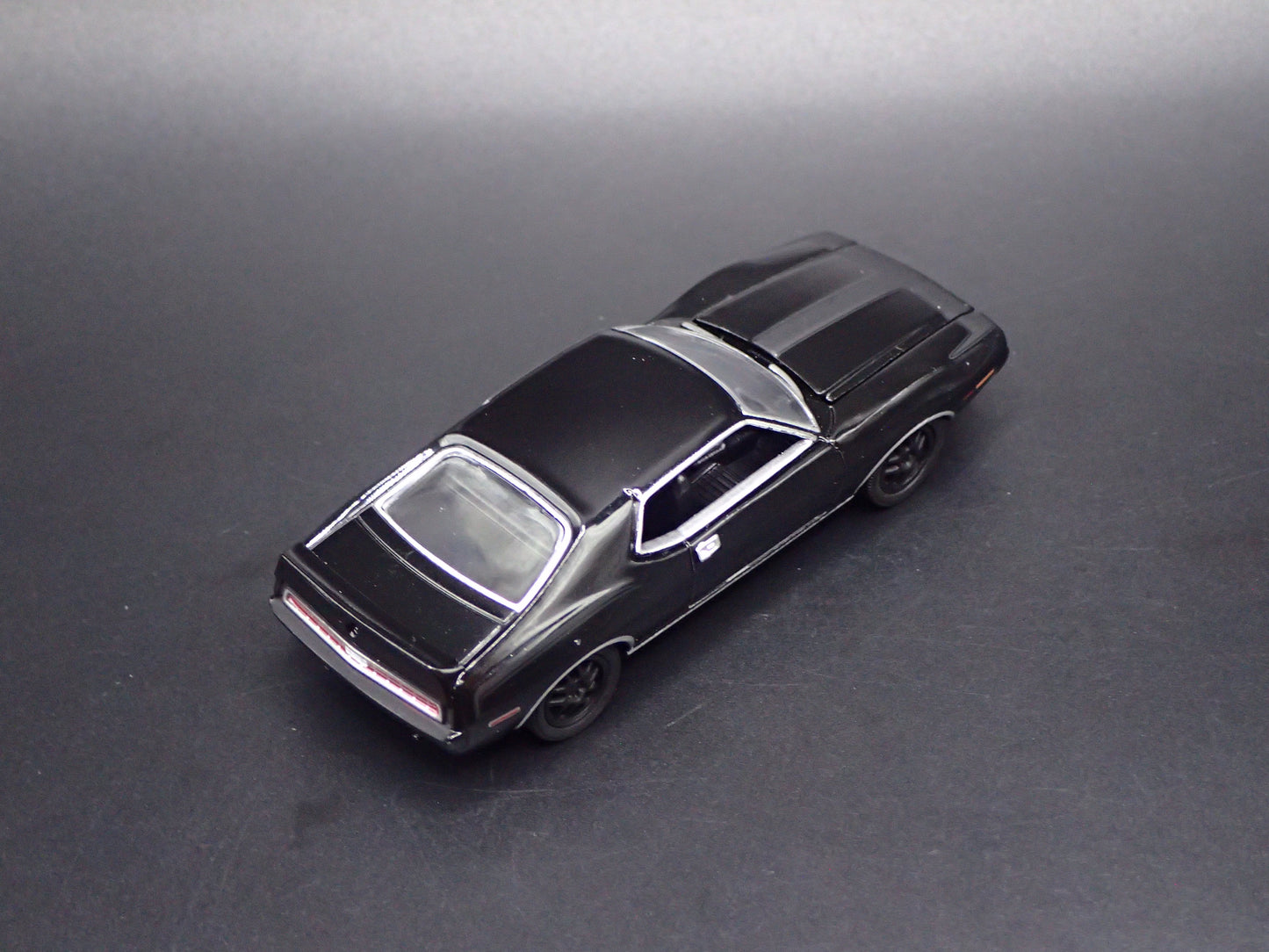 1972 72 AMC JAVELIN AMX BLACK 1:64 SCALE DIECAST MODEL CAR