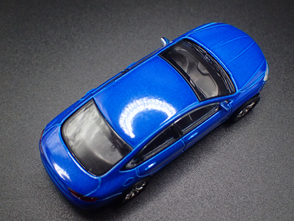 2011-2017 CHRYSLER 200S BLUE 1:64 SCALE COLLECTIBLE DIORAMA DIECAST MODEL CAR