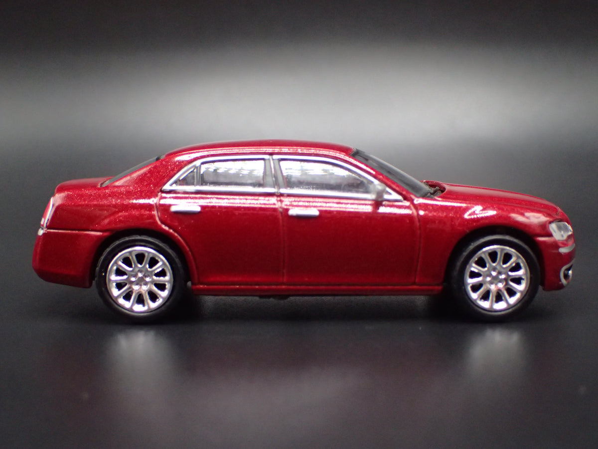 2011-2023 CHRYSLER 300C RED 1/64 SCALE COLLECTIBLE DIORAMA DIECAST MODEL CAR