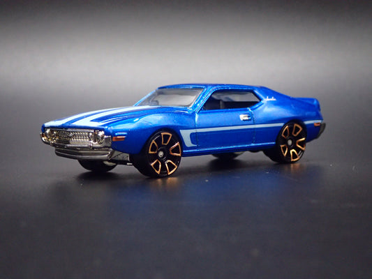 1971 71 AMC JAVELIN AMX RARE 1:64 SCALE COLLECTIBLE DIORAMA DIECAST MODEL CAR
