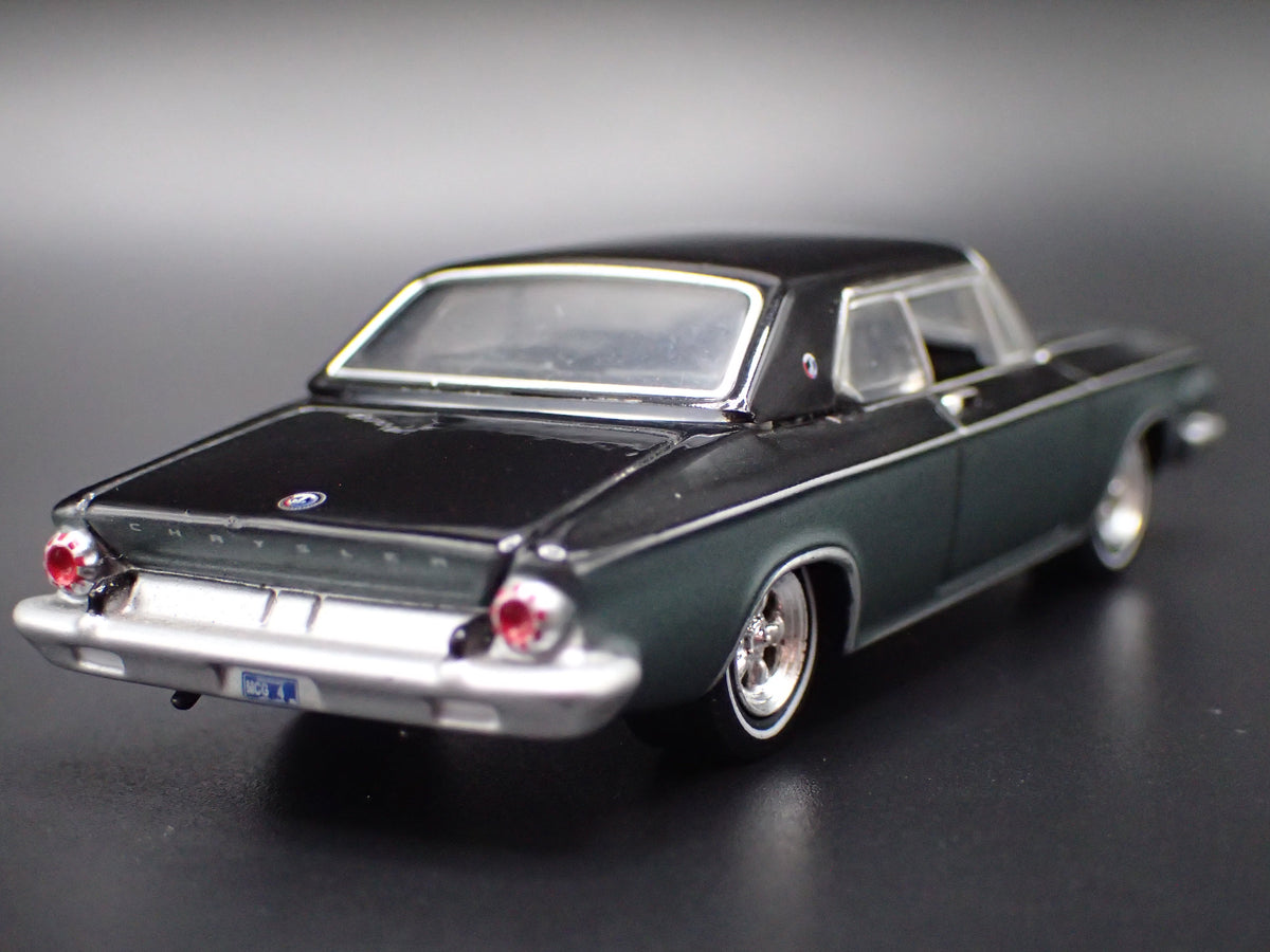 1963 63 CHRYSLER 300 J GRAY 1/64 SCALE COLLECTIBLE DIORAMA DIECAST MODEL CAR