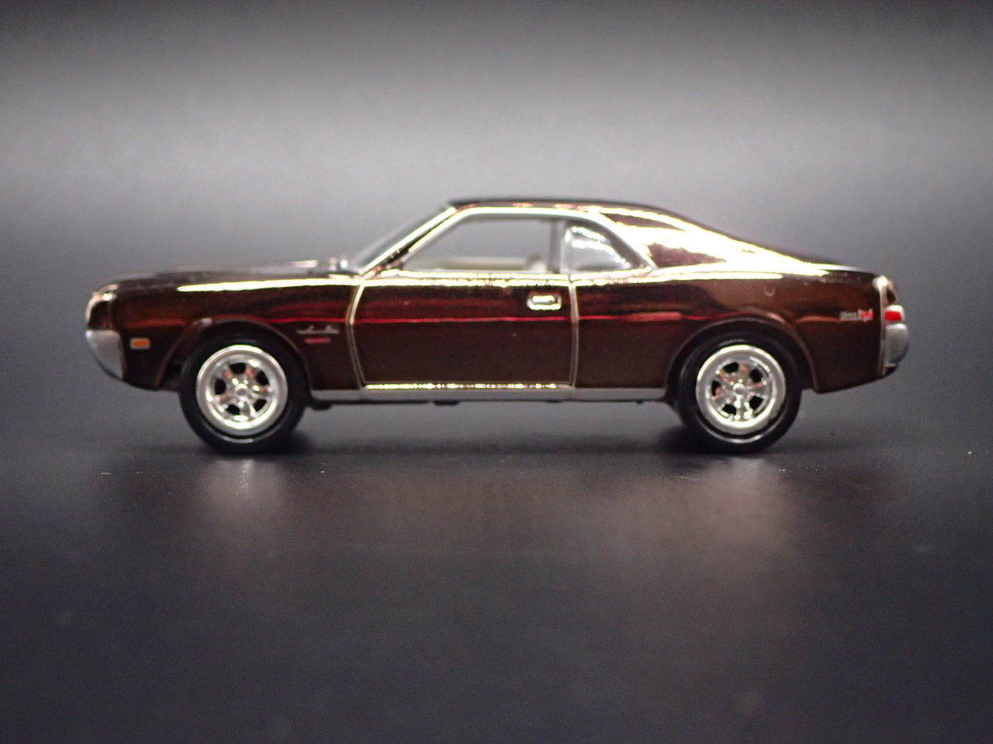 1969 69 AMC JAVELIN MUSCLE CAR CHROME 1:64 SCALE DIORAMA DIECAST MODEL CAR