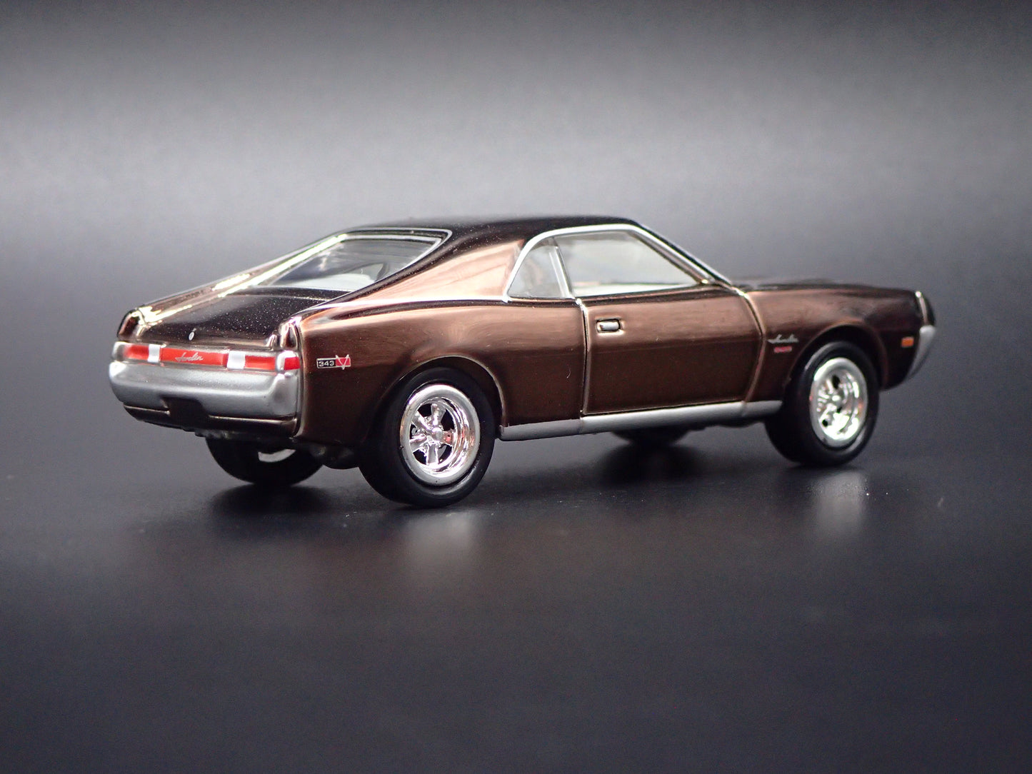 1969 69 AMC JAVELIN MUSCLE CAR CHROME 1:64 SCALE DIORAMA DIECAST MODEL CAR