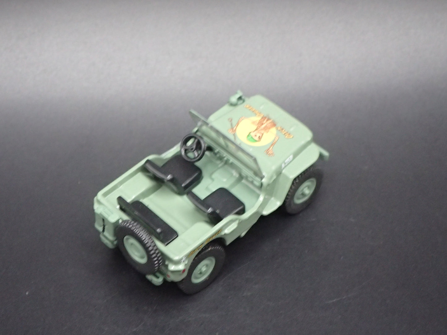 1941-1945 JEEP WILLYS MB ARMY AMERICA 250 1:64 SCALE DIORAMA DIECAST MODEL CAR