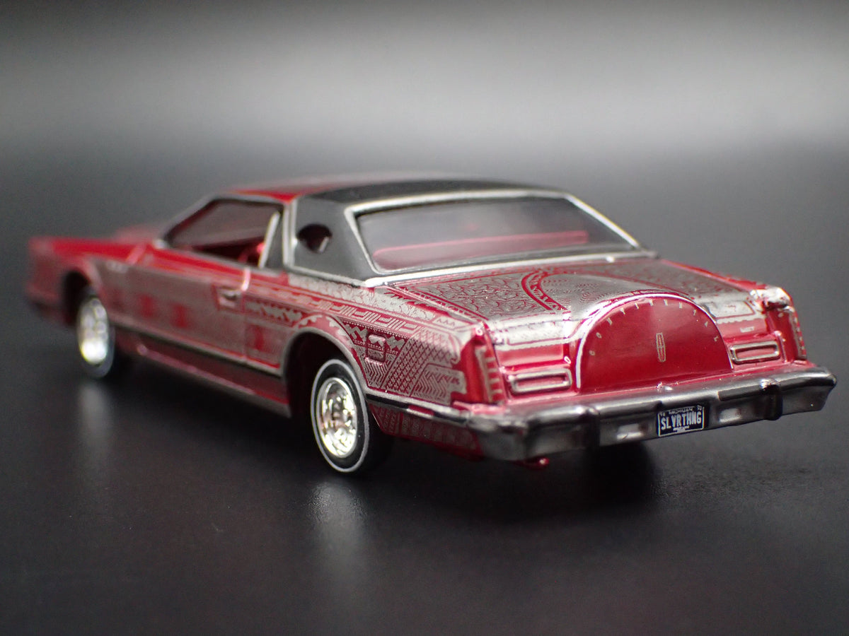 1979 79 LINCOLN CONTINENTAL MARK V LOWRIDER RED CHASE 1:64 SCALE DIECAST MODEL CAR