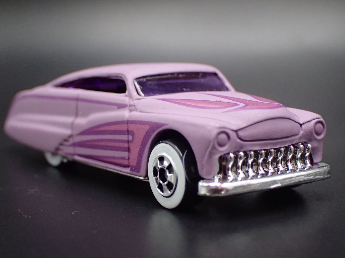1951 51 MERC MERCURY PURPLE PASSION RARE 1:64 SCALE DIORAMA DIECAST MODEL CAR