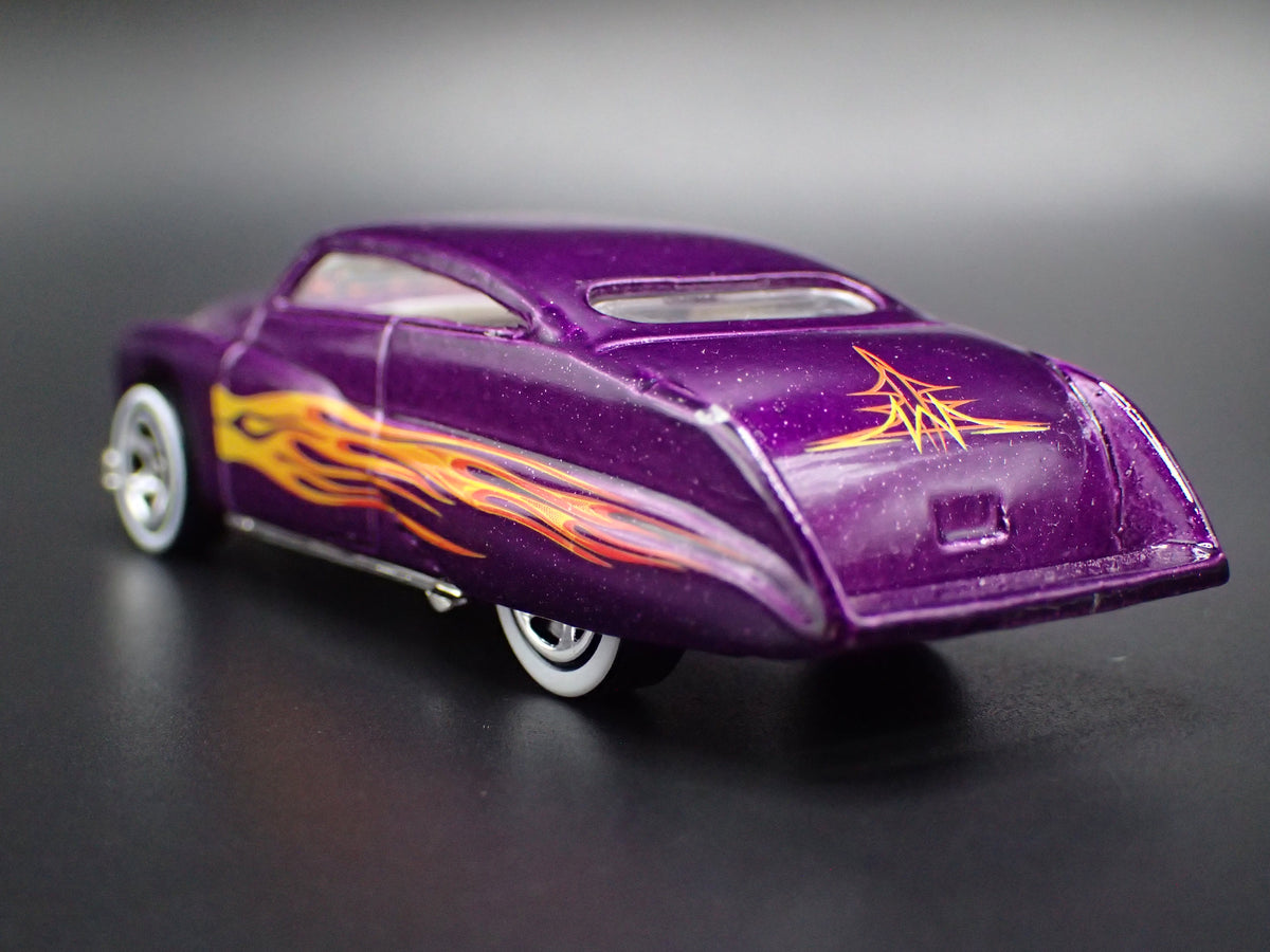 1951 51 MERC MERCURY PURPLE PASSION RARE 1:64 SCALE DIORAMA DIECAST MODEL CAR