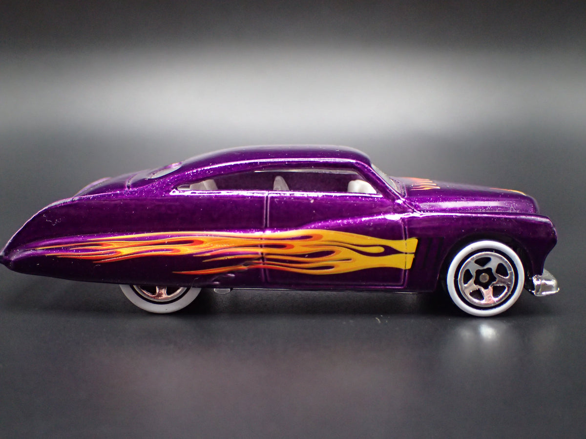 1951 51 MERC MERCURY PURPLE PASSION RARE 1:64 SCALE DIORAMA DIECAST MODEL CAR