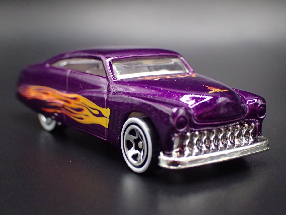 1951 51 MERC MERCURY PURPLE PASSION RARE 1:64 SCALE DIORAMA DIECAST MODEL CAR
