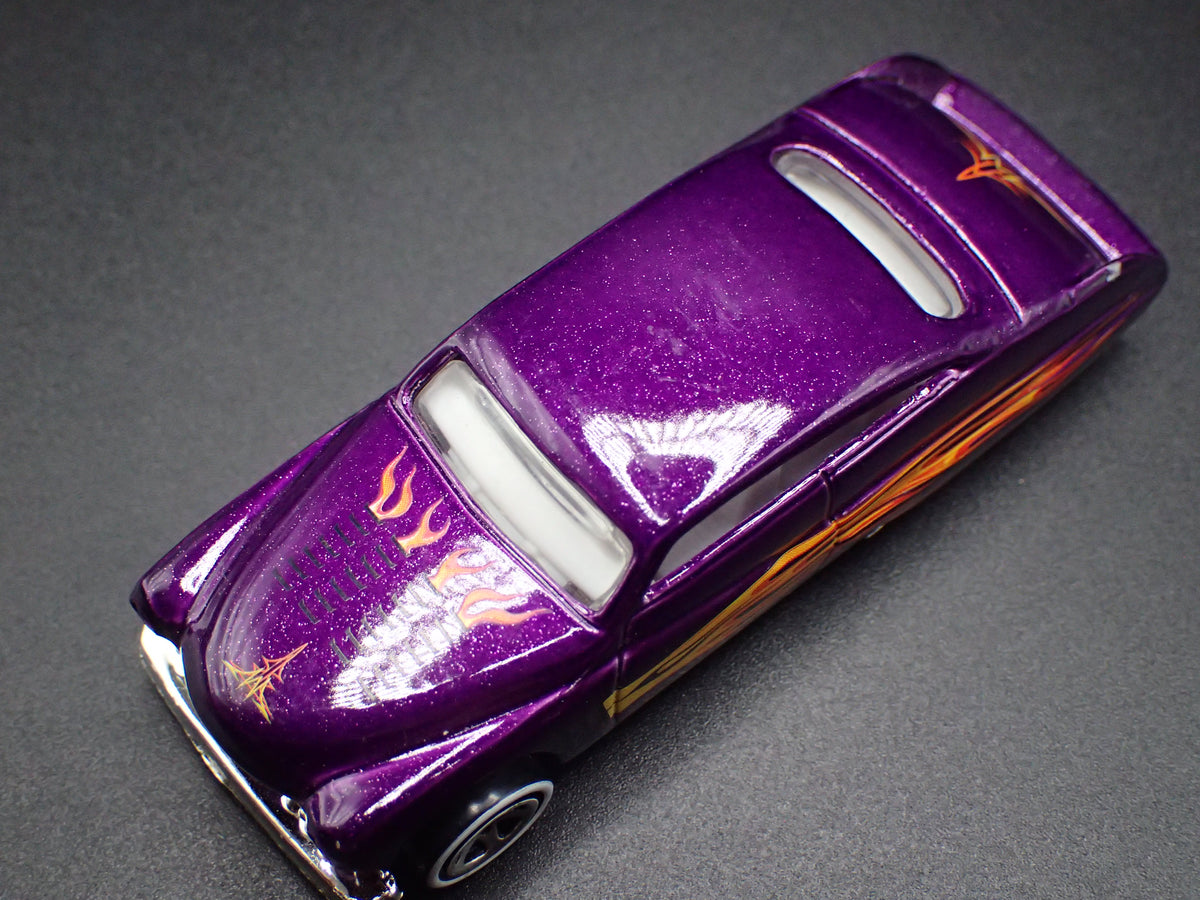 1951 51 MERC MERCURY PURPLE PASSION RARE 1:64 SCALE DIORAMA DIECAST MODEL CAR