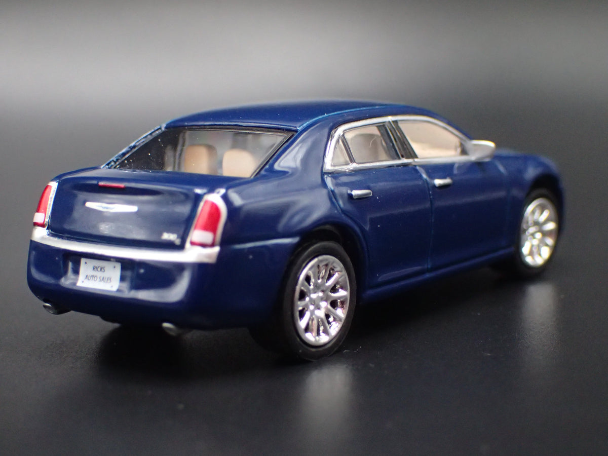 2011-2023 CHRYSLER 300C BLUE 1/64 SCALE COLLECTIBLE DIORAMA DIECAST MODEL CAR