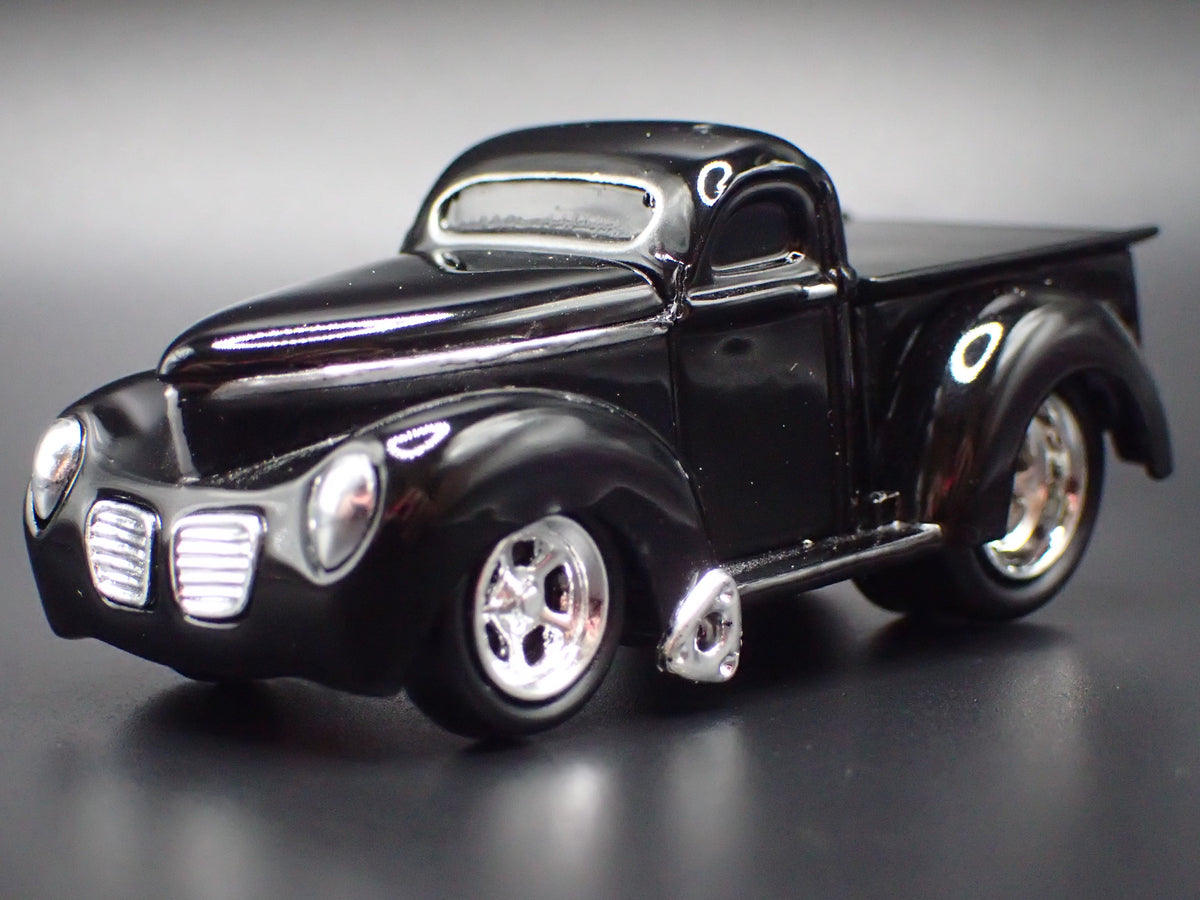 1940 40 WILLYS PICKUP TRUCK BLACK 1:64 SCALE DIORAMA DIECAST MODEL CAR