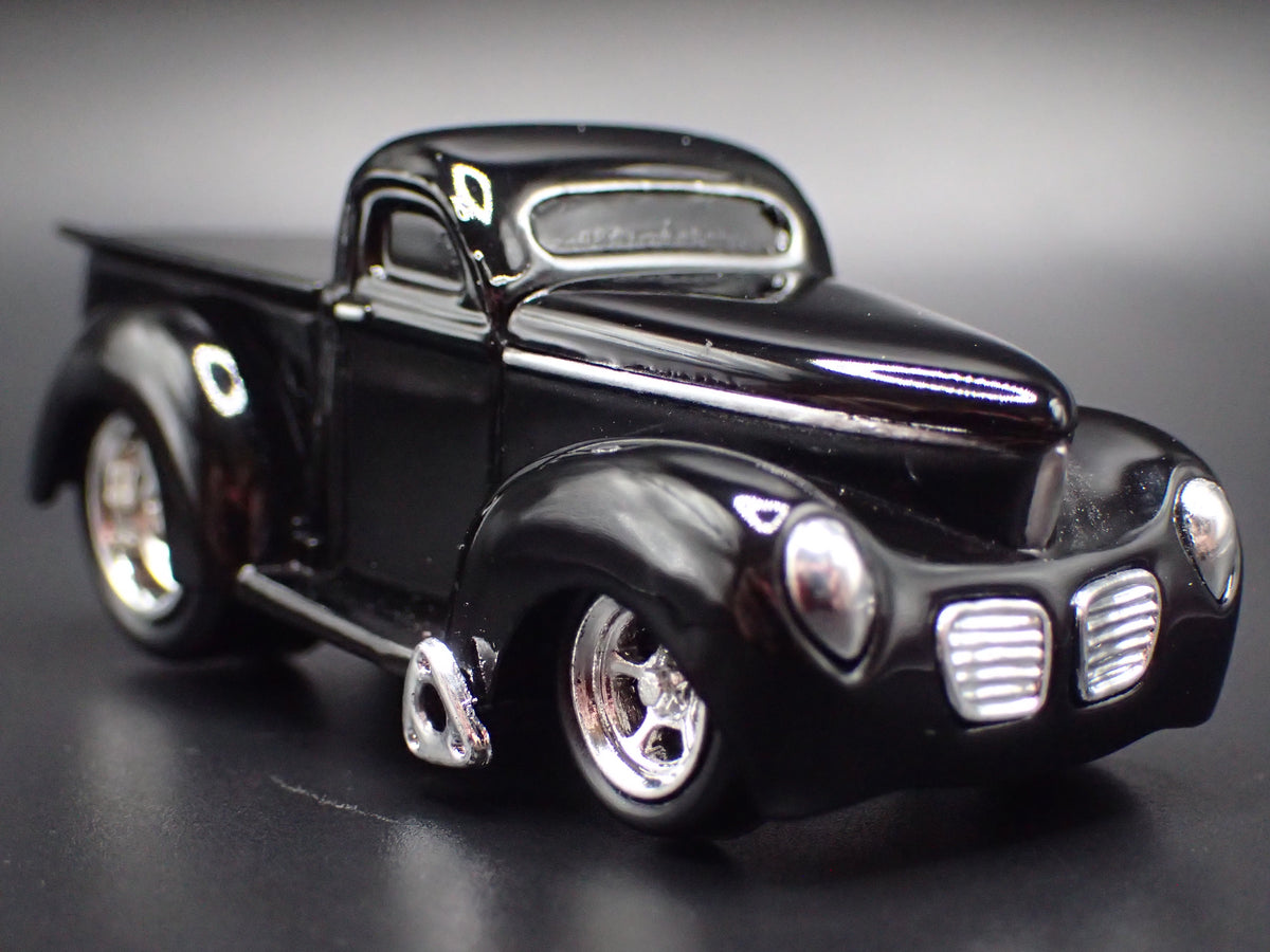 1940 40 WILLYS PICKUP TRUCK BLACK 1:64 SCALE DIORAMA DIECAST MODEL CAR