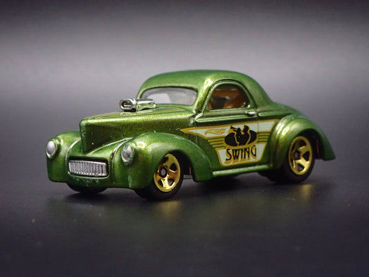 1941 41 WILLYS COUPE GREEN 1:64 SCALE COLLECTIBLE DIORAMA DIECAST MODEL CAR