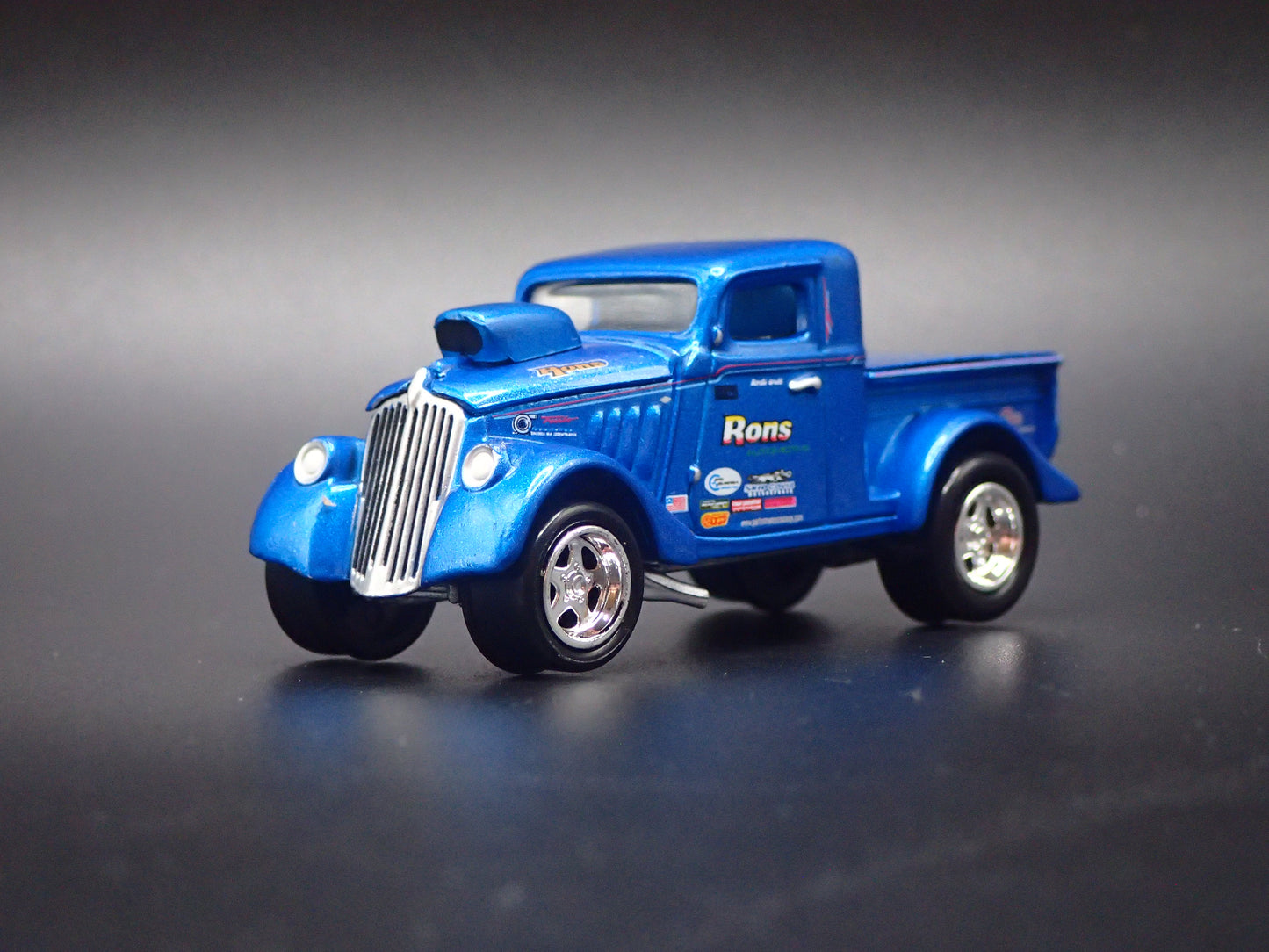 1933 33 WILLYS PICKUP GASSER NHRA 1:64 SCALE COLLECTIBLE DIECAST MODEL CAR
