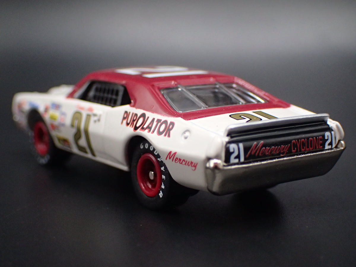 1971 71 MERCURY CYCLONE #21 DONNIE ALLISON NASCAR 1/64 SCALE DIECAST MODEL CAR