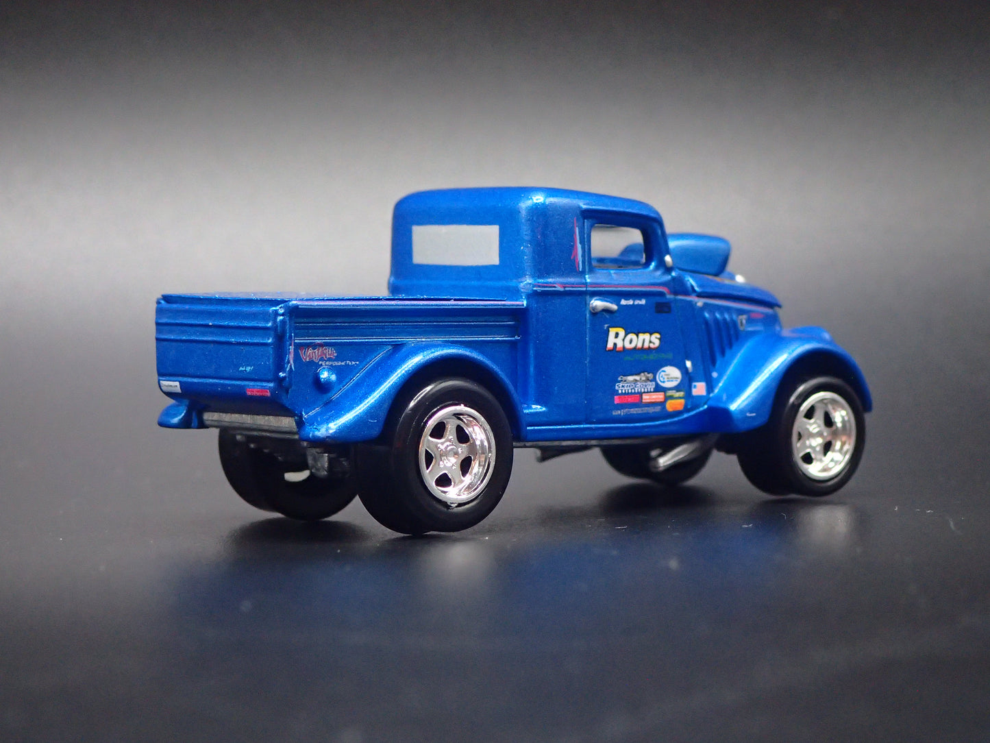 1933 33 WILLYS PICKUP GASSER NHRA 1:64 SCALE COLLECTIBLE DIECAST MODEL CAR
