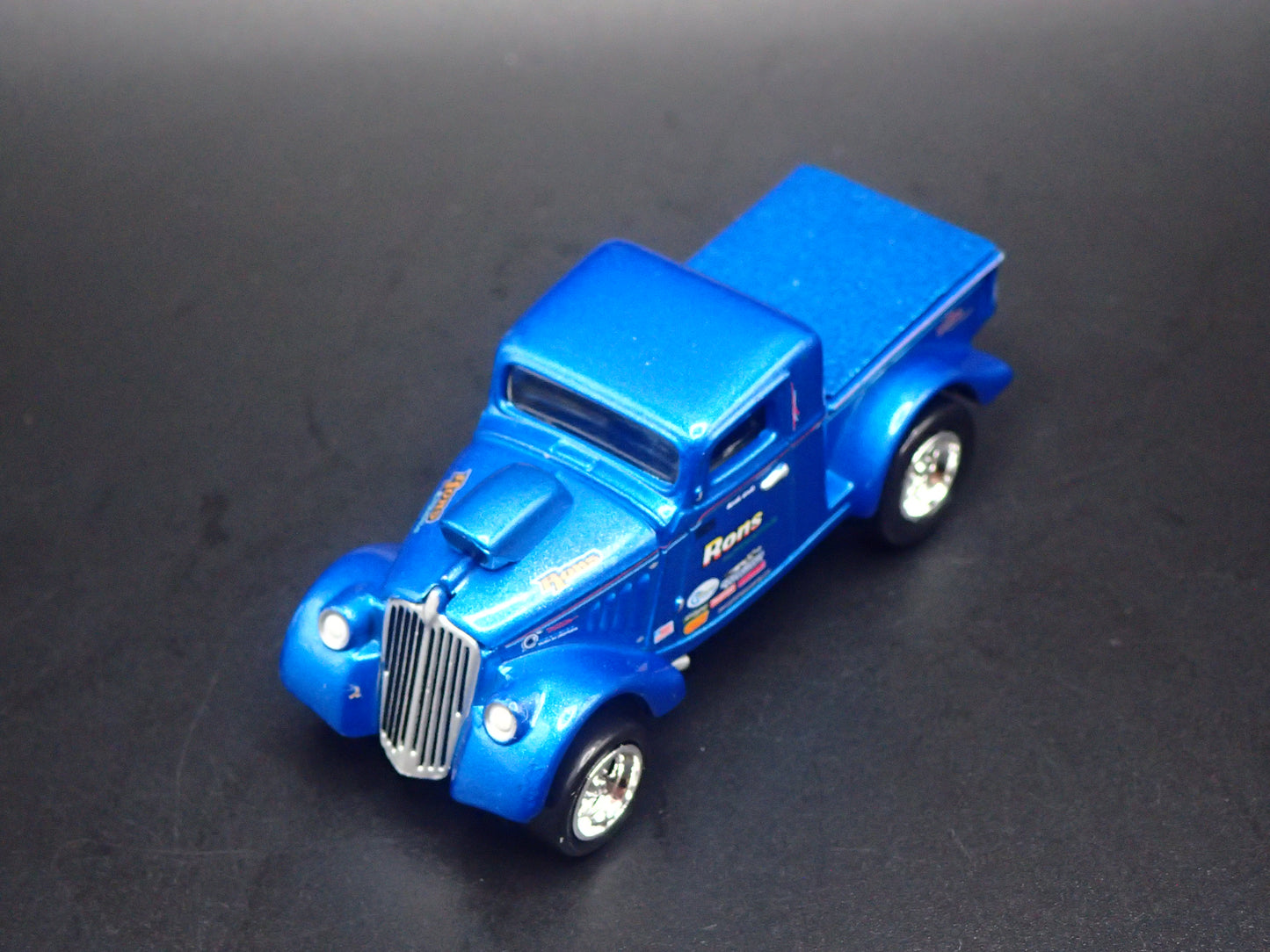 1933 33 WILLYS PICKUP GASSER NHRA 1:64 SCALE COLLECTIBLE DIECAST MODEL CAR