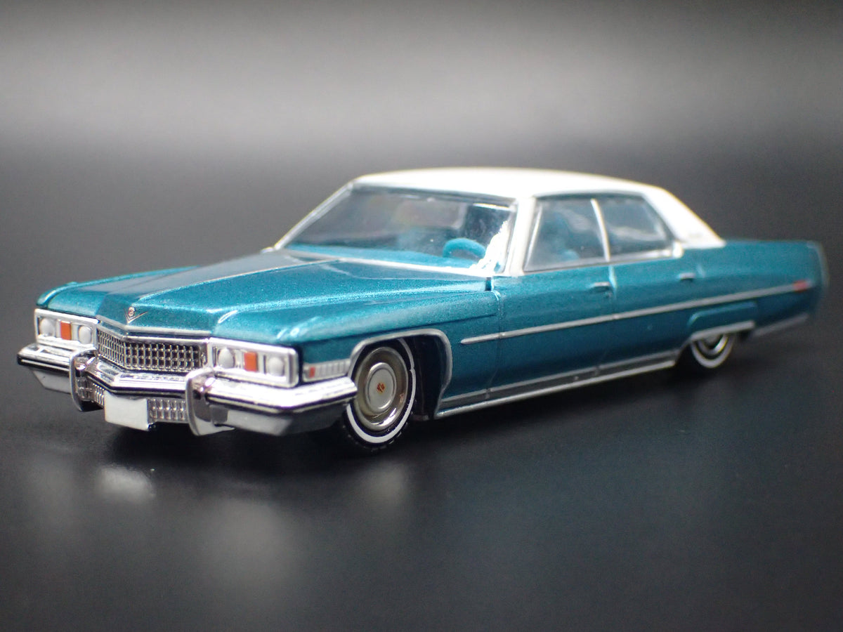1973 73 CADILLAC CADDY COUPE DEVILLE TEAL 1:64 SCALE DIORAMA DIECAST MODEL CAR