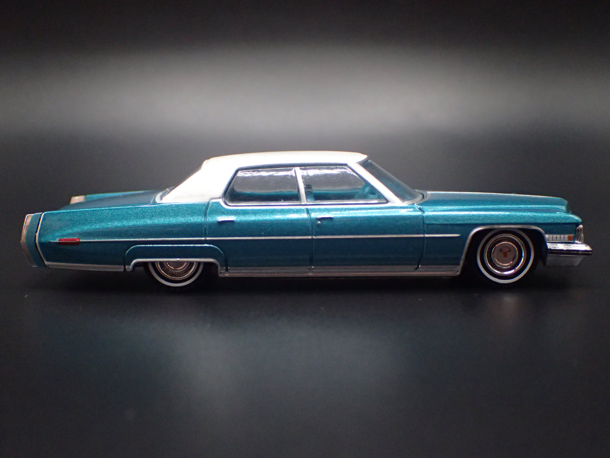 1973 73 CADILLAC CADDY COUPE DEVILLE TEAL 1:64 SCALE DIORAMA DIECAST MODEL CAR