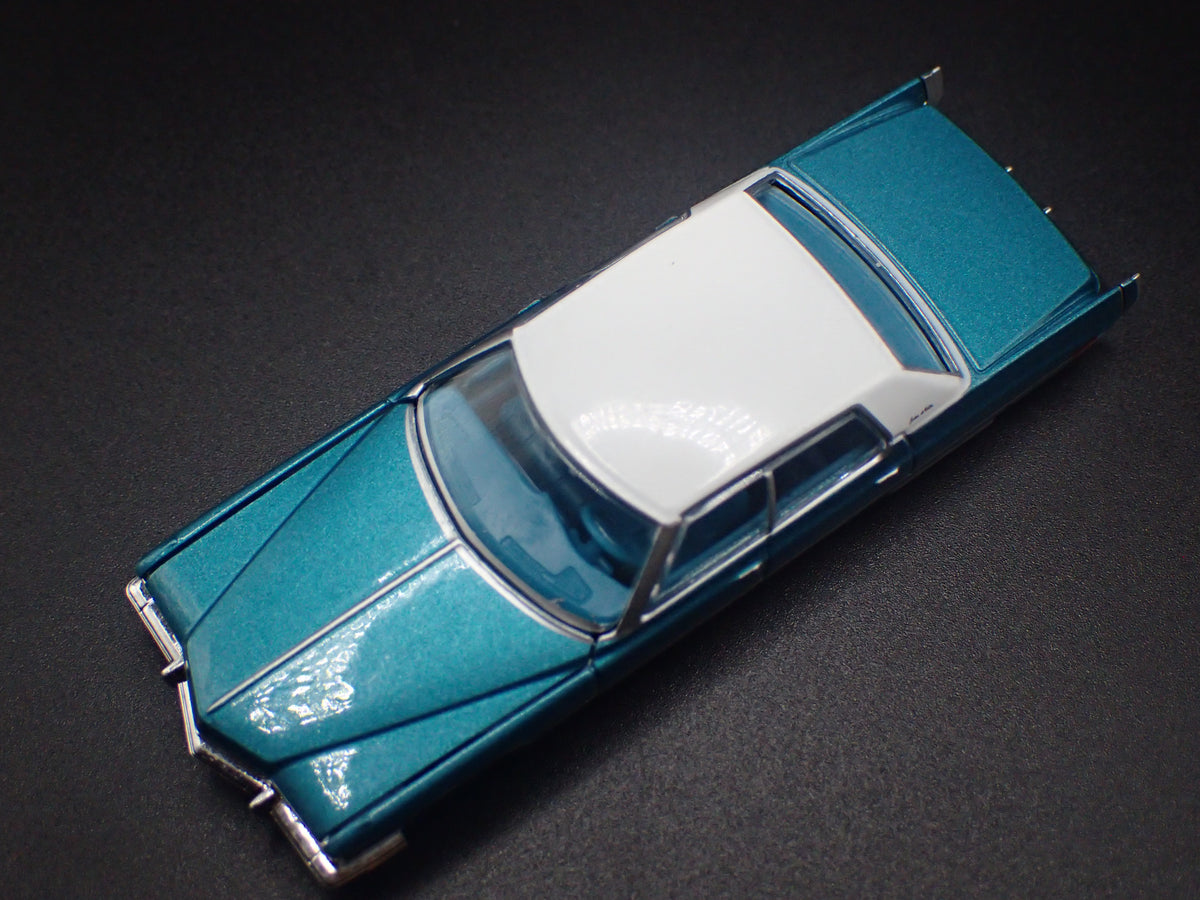 1973 73 CADILLAC CADDY COUPE DEVILLE TEAL 1:64 SCALE DIORAMA DIECAST MODEL CAR