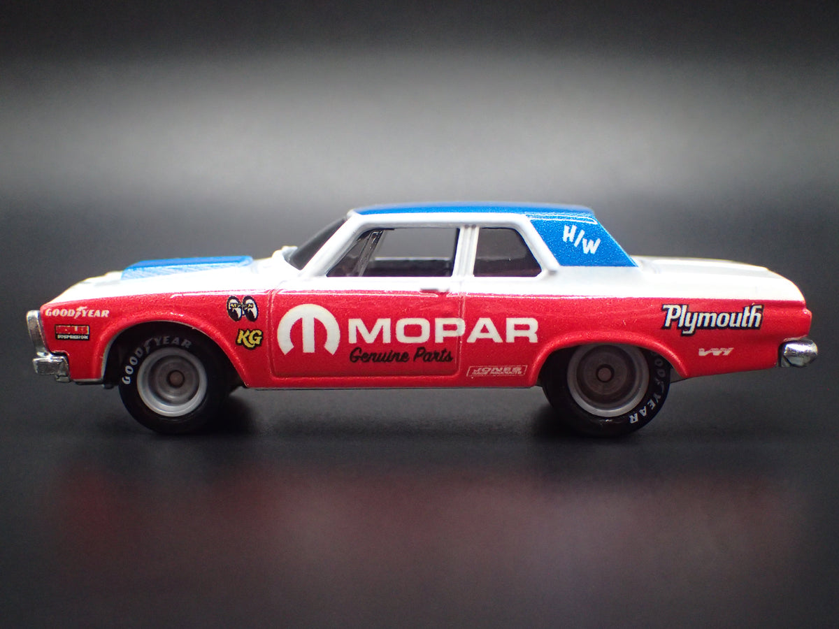 1963 63 PLYMOUTH BELVEDERE 426 WEDGE 1:64 SCALE DIORAMA DIECAST MODEL CAR